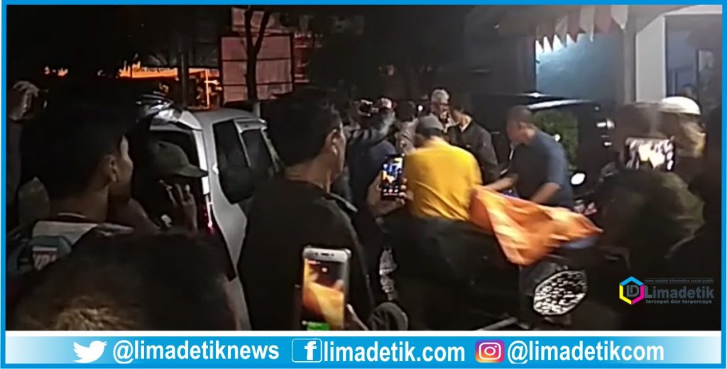 Mayat Sepasang Kekasih yang Bunuh Diri Gunakan Pecahan Lampu Milik Hotel 1 Diduga Bunuh Diri Sepasang Kekasih Tewas di Kamar Hotel Garuda Pamekasan