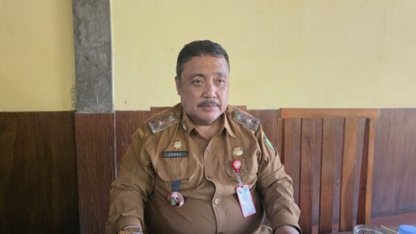 Dipanggil DPMD dan Inspektorat, Bendahara Desa Pagerungan Besar Mangkir dari Pemeriksaan Gaji 9 Bulan