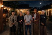 Pengurus Pesantren Mambaul Falah Tamanan saat foto bareng perwakilan BRI