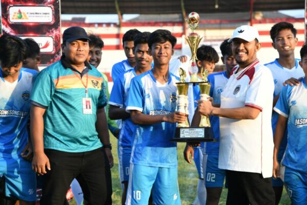 Dari Lapangan Antarkecamatan Menuju Perssu, Bupati Fauzi Dorong Pembinaan Pemain Muda