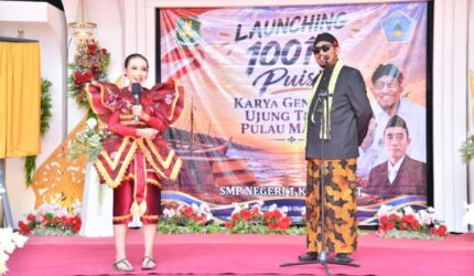 Bukan Sekadar Membaca, Bupati Sumenep Dorong Pelajar Berani Melahirkan Karya Lewat 1001 Puisi