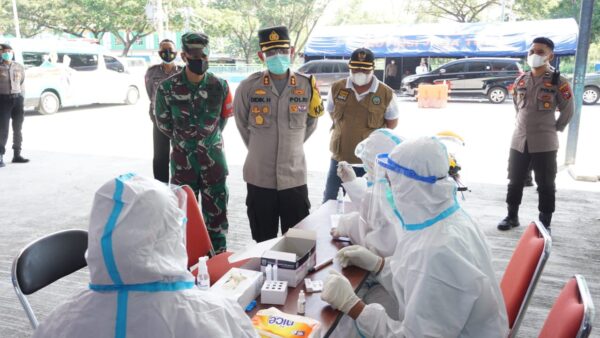 BPBD Jatim Kirim Kebutuhan Penanggulangan Pandemi di Bangkalan