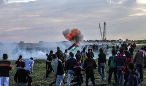 para pengunjuk rasa palestina di dekat perbatasan antara israel 190223083033 955