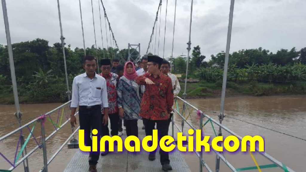 Impian Warga Puluhan Tahun, Henky Kurniadi Realisisasikan Jembatan Gantung “Amanah”
