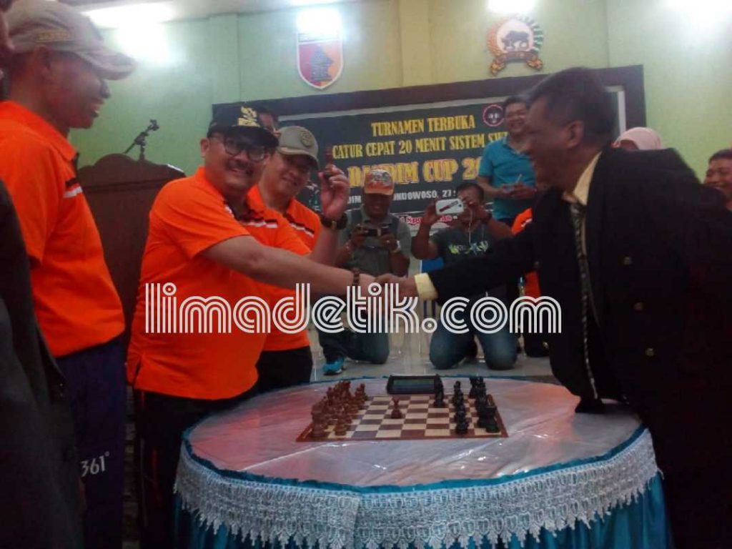 Wabup Bondowoso Buka Turnamen Catur Dandim Cup 1