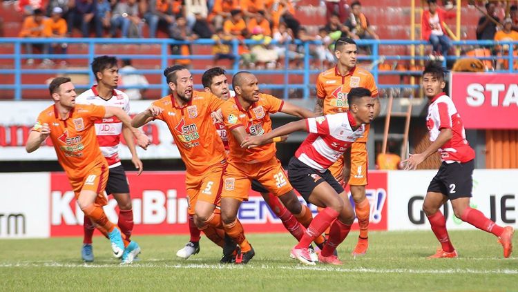 borneo fc vs madura united 169