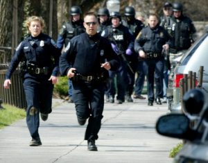 Penembakan Brutal di Virginia AS, 11 Orang Tewaskan 2 Penembakan Brutal di Virginia AS, 11 Orang Tewaskan