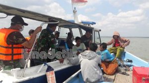 Geger.!! Penemuan Perahu Tanpa Awak di Perairan Arosbaya 7 Geger.!! Penemuan Perahu Tanpa Awak di Perairan Arosbaya