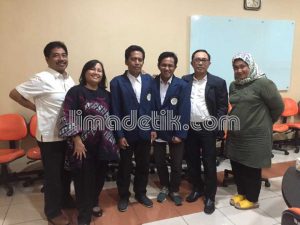 Penilitian Tesis ‘Jurnalis di Konflik Sampang’ Antarkan Ketua PWI Pamekasan Gelar Magister