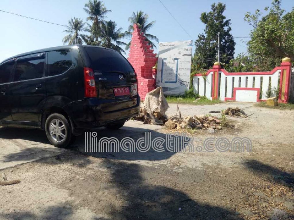 Jalan Menuju Kantor KPU Sumenep Diabaikan