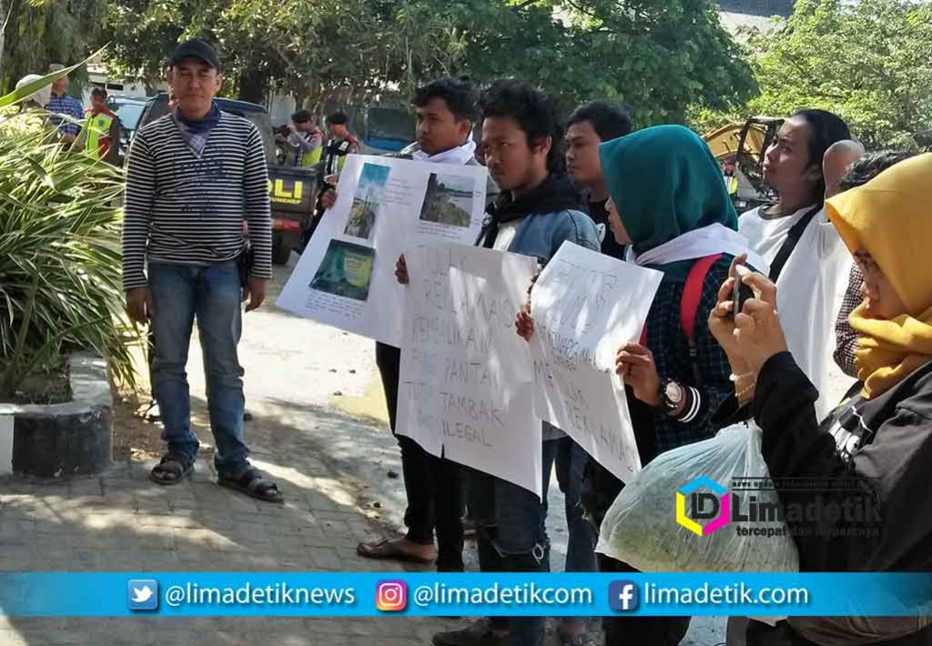 Tambak Udang Ilegal di Sumenep Kembali Beroperasi, Mahasiswa Demo Satpol PP