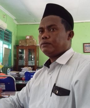 Treelogi Santri Menurut Pembina Kerohanian Islam SMKN 1 Sumenep