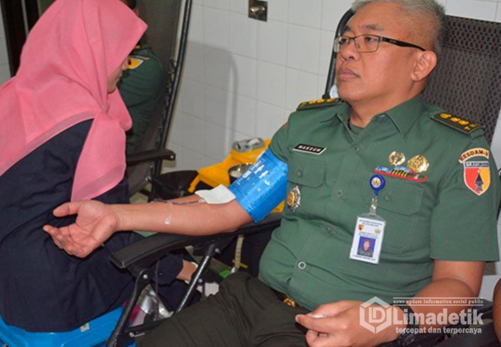 Kepala Rumkit Baladhika Husada Buka Donor Darah HUT Kesad