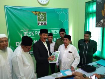 Fattah Jassin Ambil Formulir Bacabup di PKB Sumenep