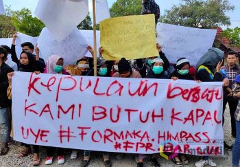 Mahasiswa Kepulauan Gelar Aksi Unjuk Rasa di Pemkab Sumenep