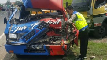 Supir dan Kernit Tewas Setelah Menabrak Truk di Jembatan Suramadu