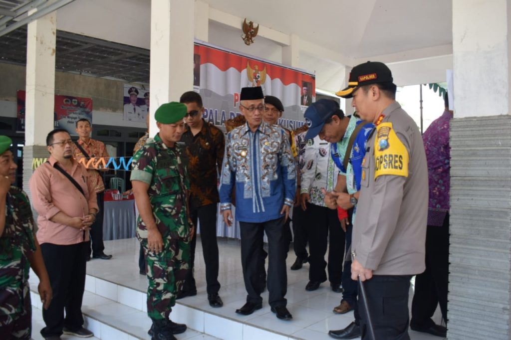 Monitoring Pelaksanaan Pilkades Serentak, Bupati Salwa Himbau Terima Hasil Pemilihan