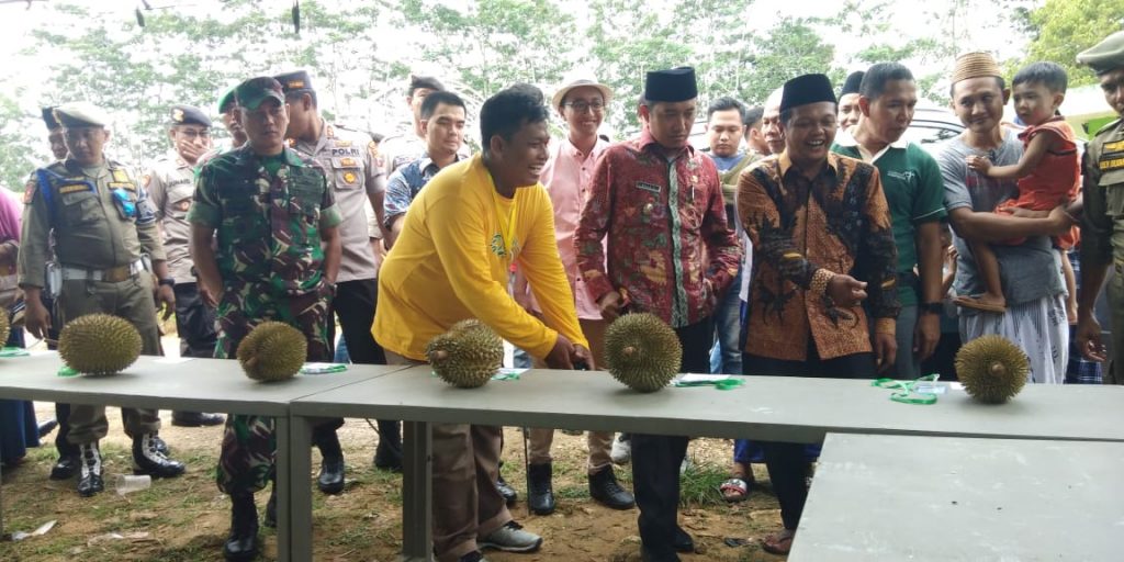 Buka Festival Durian di Wisata Puncak Ratu, Wabup Pamekasan Pesan Warga Jaga Orisinalitas