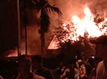 Mini Market Basmasalah di Sampang Kebakaran, Kerugian Ditaksir Miliaran Rupiah