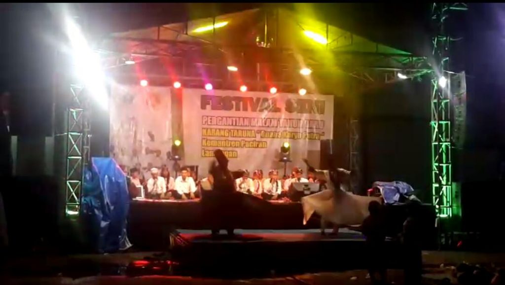 Tak Melulu Jalan-jalan, Ini Kegiatan Asyik Merayakan Pergantian Malam Tahun Baru 2020 Pemuda di Lamongan