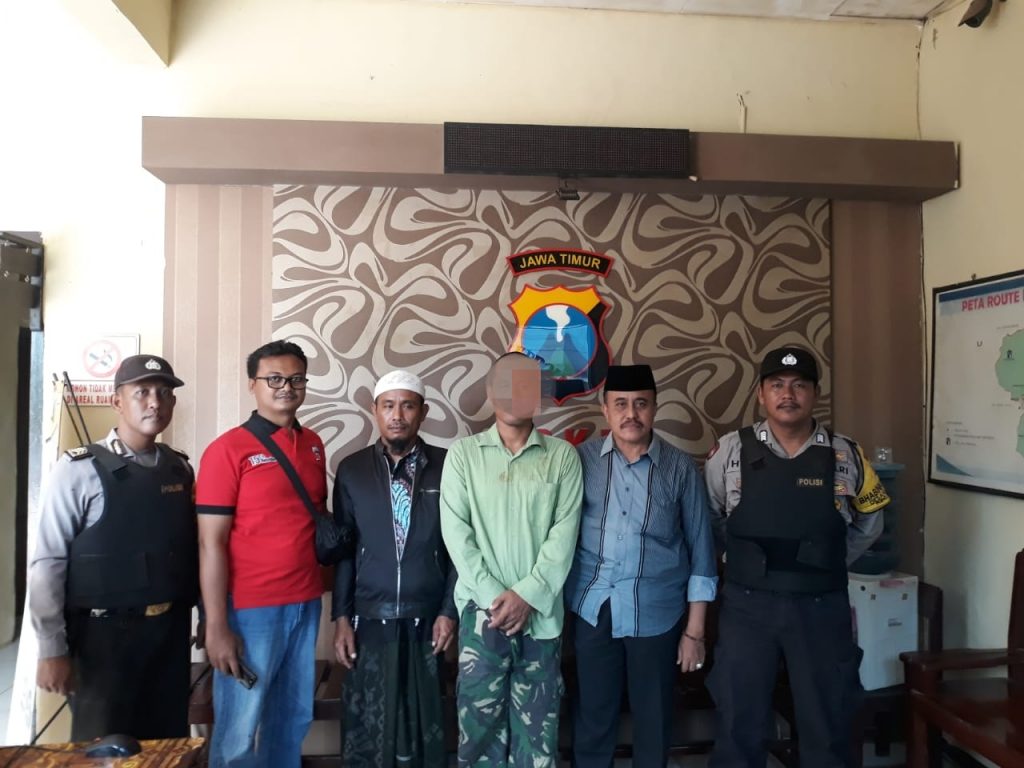 Bingung Setelah Melakukan Pencurian Kalung, Orang ini Serahkan Dirinya ke Polisi