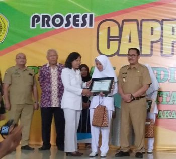 Universitas Bondowoso Gelar Prosesi Capping Day Prodi D III Keperawatan TA 2019/2020