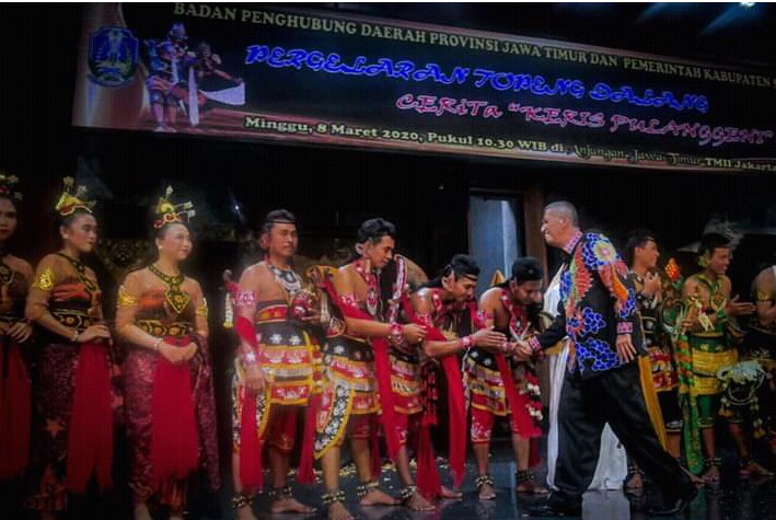 Lestarikan Budaya, Disparbudpora Sumenep Tampilkan Topeng Dalang di TMII 1 IMG 20200311 WA0004