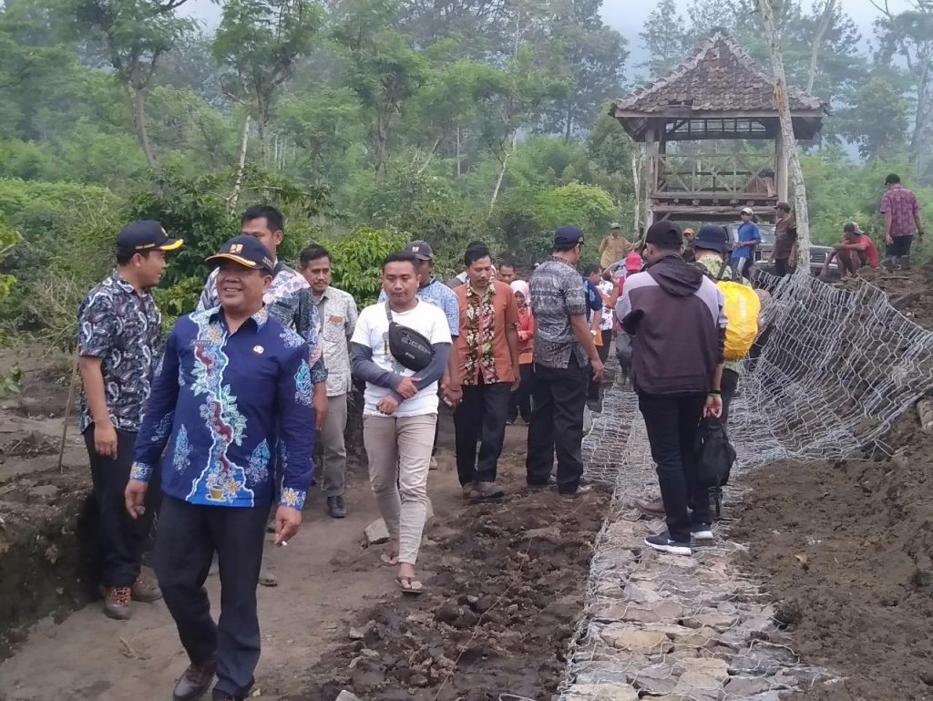BPBD Jatim Tinjau Pembangunan Bronjong dan Normalisasi Sungai di Kecamatan Ijen