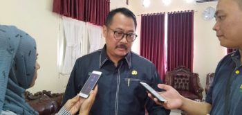 Wabup Irwan : Biar Tidak Ganggu Pelayanan, Jam Kerja ASN Tetap 2 Wabup Irwan : Biar Tidak Ganggu Pelayanan, Jam Kerja ASN Tetap