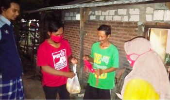 Ambil Bagian, DPD PSI Lamongan Gelar Aksi Solidaritas di Tengah Covid-19