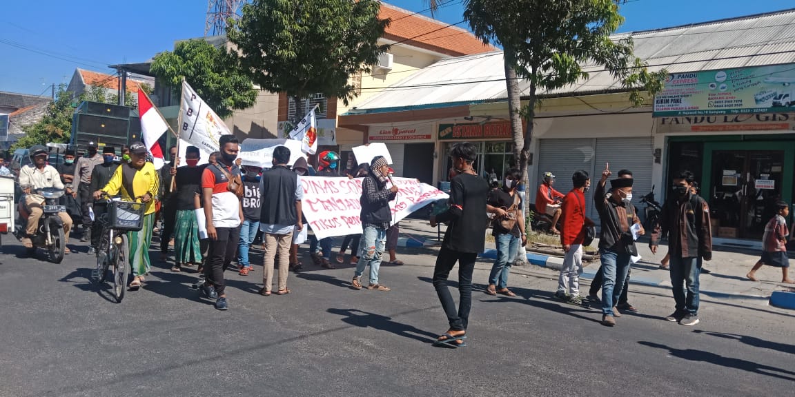 Dinsos Sampang di Demo LSM PBB Soal Program Kube dan RTLH 1 IMG 20200630 WA0031