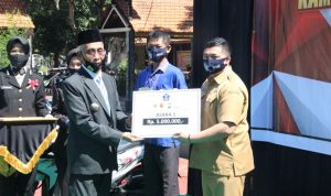 HUT Bhayangkara 74 Polres Bondowoso Diwarnai Pemberian Penghargaan, Ini Kata Bupati Salwa