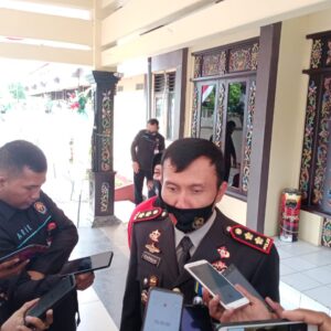 Sanksi Rp 100 Ribu Mengancam Warga Tak Pakai Masker 9 Sanksi Rp 100 Ribu Mengancam Warga Tak Pakai Masker