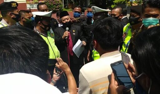 Persoalkan Dana Hibah 2,9 Triliun, GAS Jatim Gelar Aksi Demo ke Gedung DPRD Provinsi Jaw Timur