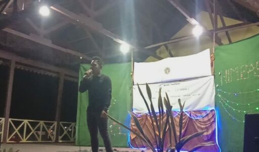 Penyanyi viral, Sahrul Al Banjani Meriahkan Penutupan Kegiatan Himpass di Pagerungan Besar