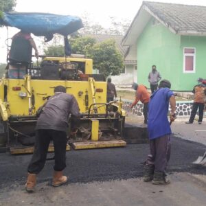 Uji Kwalitas, Dinas PUPR Bondowoso Gelar Trial AMP