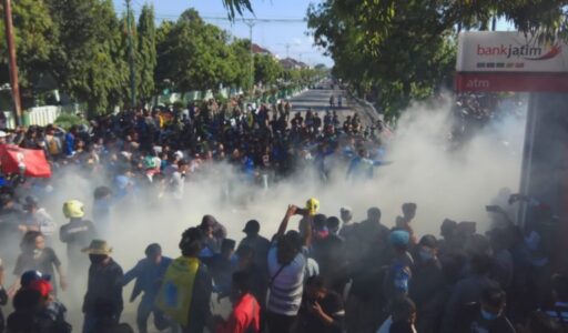 Aksi Demonstrasi Aktivis Mahasiswa di Gedung DPRD Sumenep Ricuh