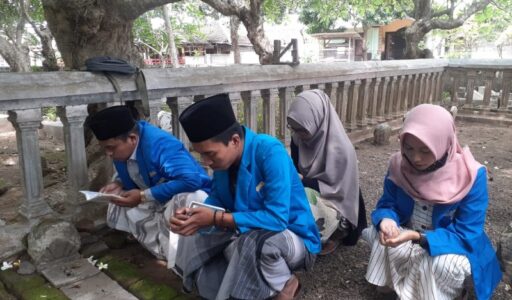 Peringati HSN 2020, PMII Bondowoso Ziarah Ke Makam Pendiri NU Bondowoso