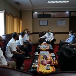 Bersama Kajati Jatim, SMSI Siap Lawan Hoaks