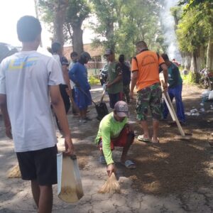 Tak Kunjung Ada Perbaikan, Masyarakat Perbaiki Jalan Tamanan-Bondowoso Secara Swadaya