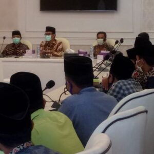 Pemkab Pamekasan Masukkan Materi Kebangsaan dan Wirausaha Bagi Santri Beasiswa Berprestasi 5 Pemkab Pamekasan Masukkan Materi Kebangsaan dan Wirausaha Bagi Santri Beasiswa Berprestasi