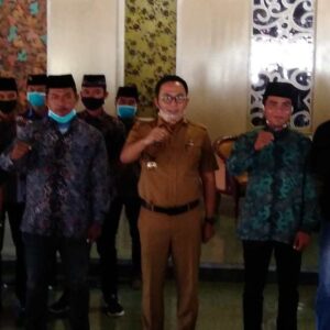 Bupati Pamekasan Dorong Santri Menjadi Orang Sukses dan Hebat