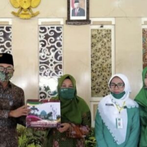 Buka Konferensi Fatayat NU Pamekasan, Bupati Baddrut Minta Dukungan Penuh Wujudkan Pamekasan Mandiri