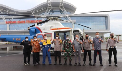 Cek Logistik Pilkada, Kapolres Sumenep Bertolak ke Pulau Masalembu Memakai Helikopter