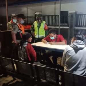10 Warga Benowo Kembali Ditindak Tim Covid-19 9 10 Warga Benowo Kembali Ditindak Tim Covid-19