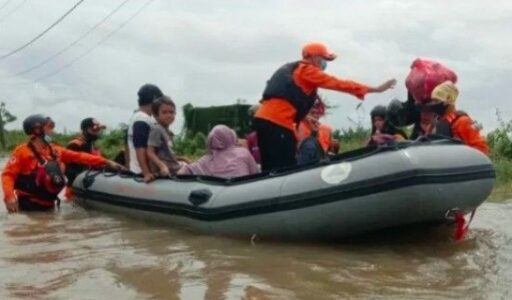 Banjir: Berusaha Mencegah atau Cukup Pasrah