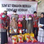 Komunitas Sister Fillah Santuni 50 Anak Yatim
