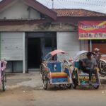 Cerita Sedih Tukang Becak di Sumenep Ditengah Sulitnya Ekonomi