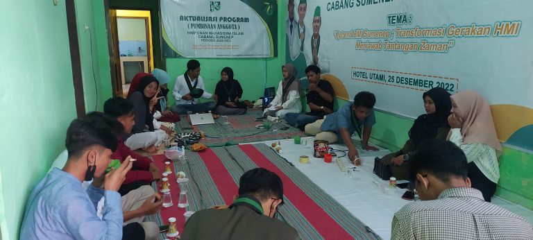 HMI Cabang Sumenep Gelar Pembinaan Kader dan Pemberian Hadiah Pemenang Lomba Literasi