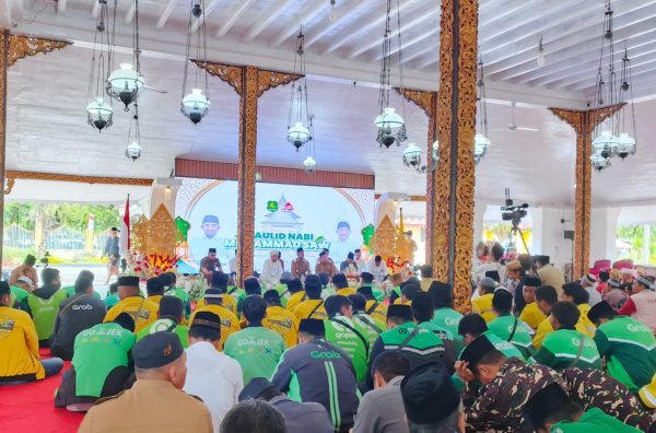 Melalui Peringatan Maulid Nabi Muhammad SAW, Bupati Sumenep Ajak Masyarakat Perkuat Kebersamaan